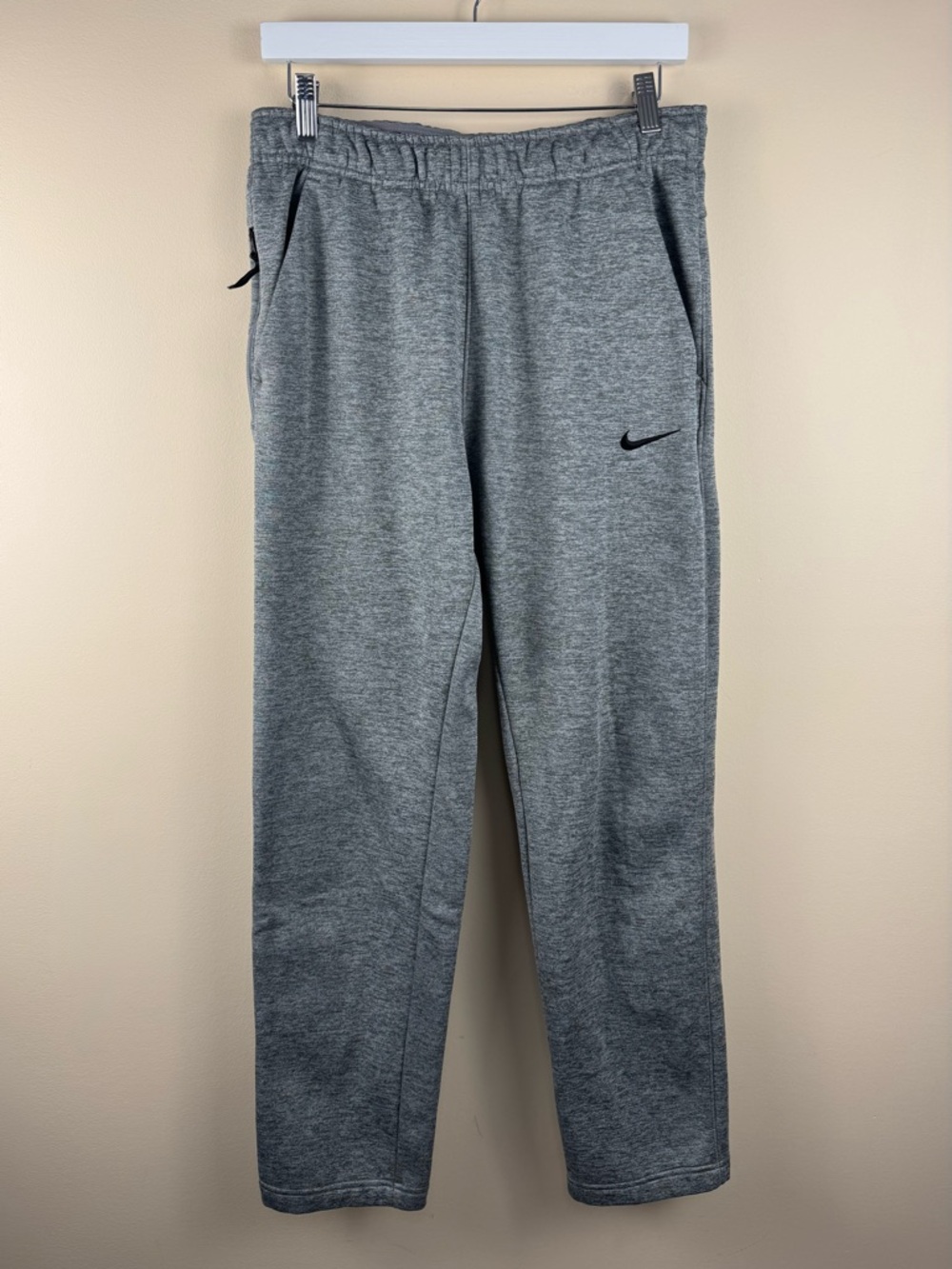 Nike Therma-Fit Joggers in Heather Gray